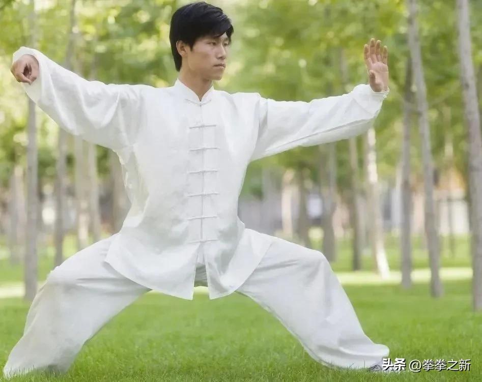 如此练太极拳，还能出功夫吗？

      1,基础不牢。没有传统那些扎实的基本