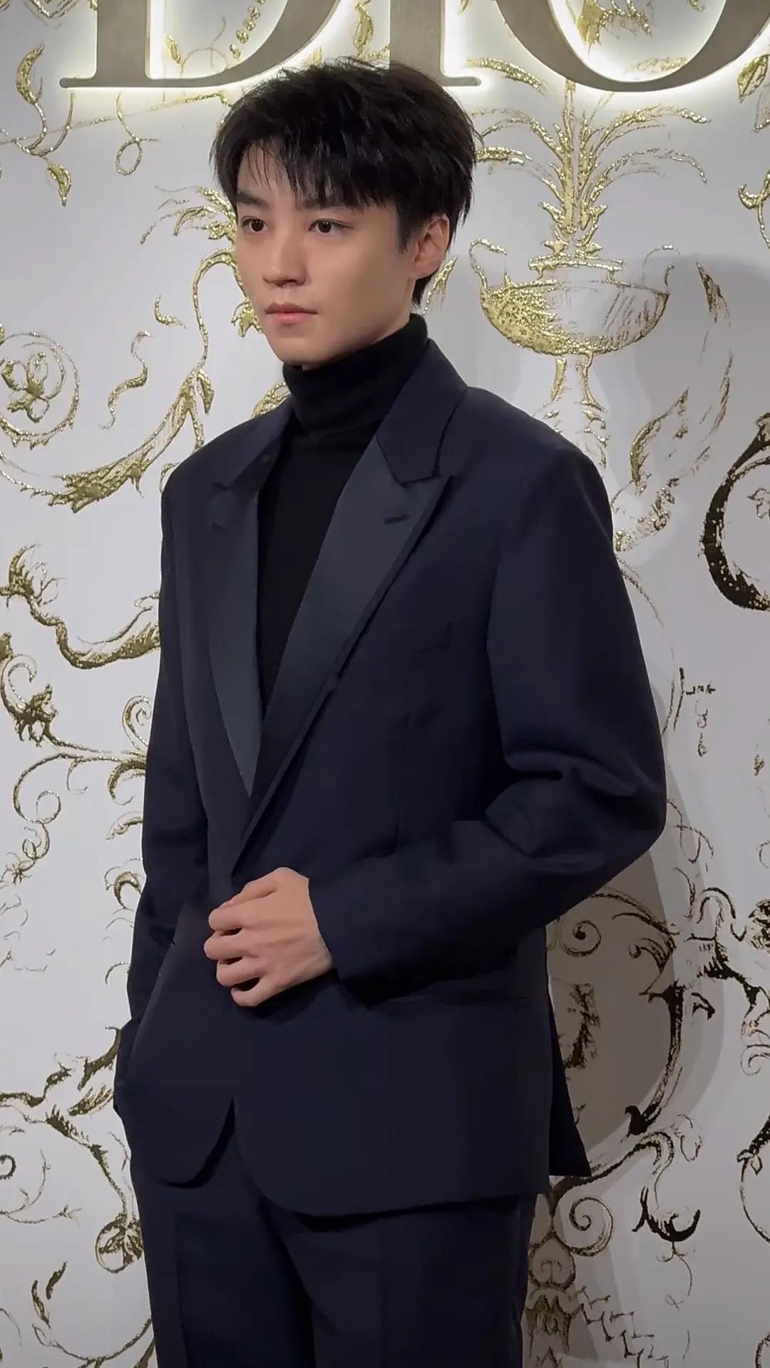 王俊凯这个短发好清爽好帅啊！