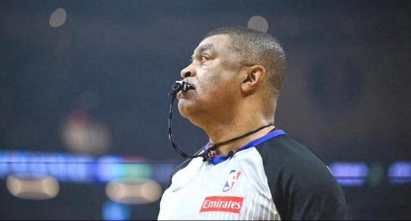 雷霆晒赢球海报NBA西决G5裁判吹罚引争议5月27日，NBA西部决赛第五场雷霆主