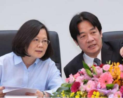 就在刚刚，

台独分子赖清德、蔡英文突然发布声明，

1 月 25 日，针对美国