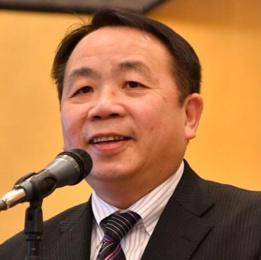 日本参议员、汉奸石平今天（2月26日）写道：“中国每年都向世界出口大量致命武器。