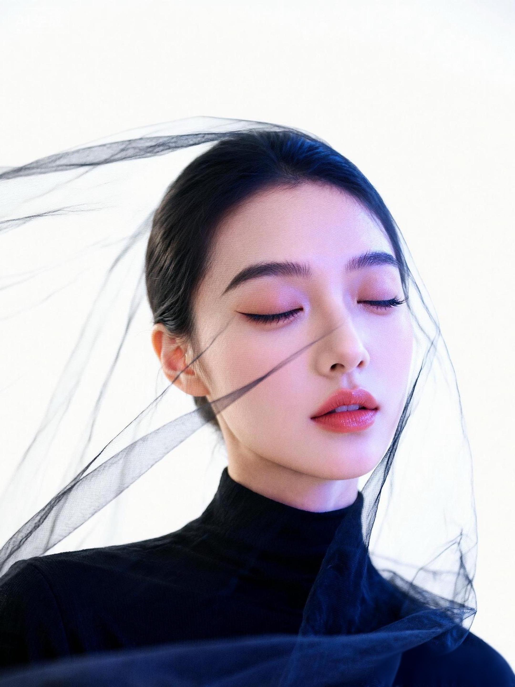 我们共享 雾霾流岚虹霓。