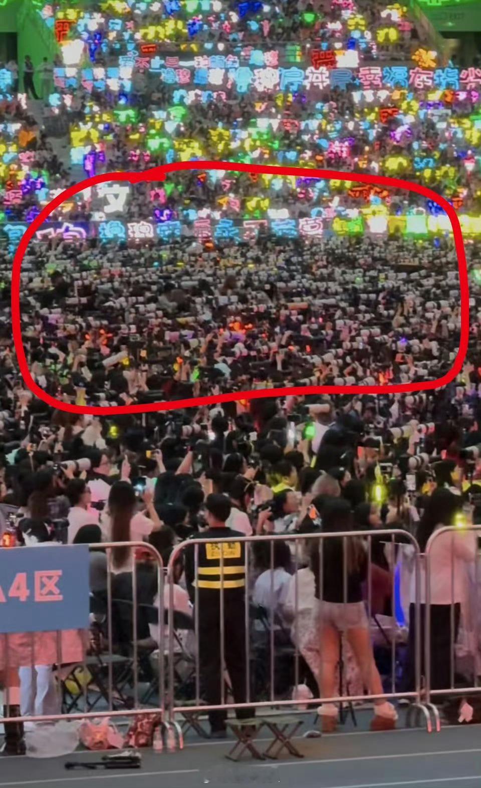 李飞搞这一套爱豆经济，不知道多少站姐跟线下又要赚得满嘴流油了翔霖