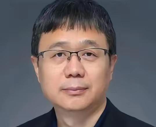 1999年，国防科学家杨强提出“新体制雷达”方案，却遭专家质疑：“连美国研究了2