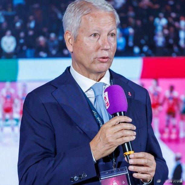 国际排坛动态科内利亚诺意大利女排联赛主席毛罗·法布里斯（Mauro Fabris