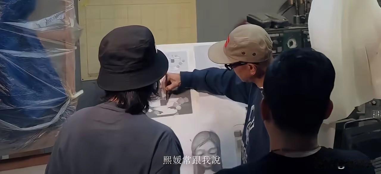 唉呀妈呀，别再说光头深情啦，也别再秀了，拍拍自己的良心，真的不会痛吗？那雕塑和大