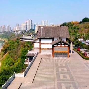 《重庆巴南区龙洲湾，鱼洞自驾床车营地》

我整理了重庆巴南区龙洲湾、鱼洞的床车小