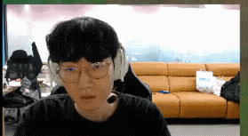 【投稿】我笑吐了朴到贤漏炮车belike： ​​​