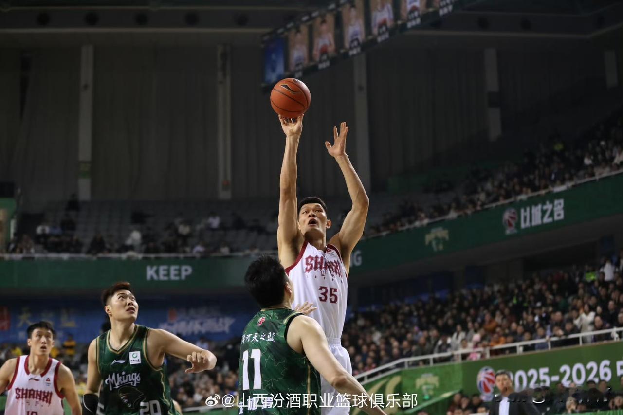 山西汾酒大胜南京天之蓝，豪取四连胜！

昨晚，CBA第五轮，缺少核心张宁的残阵山