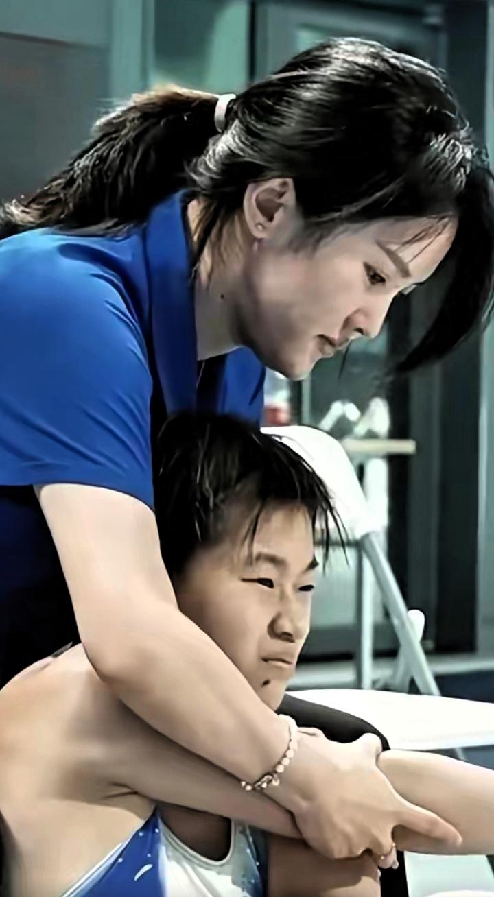 未来的全红婵充满无限可能。从竞技角度看，若脚踝伤愈且完成技术调整，她有机会重返国