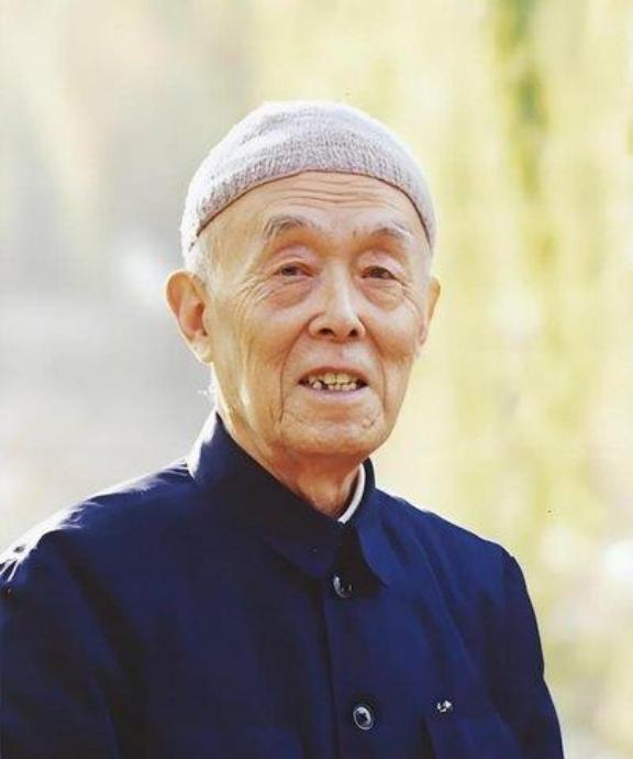 北大终身教授季羡林，留给世人的忠告，一针见血！他说：“大多数人来到这个世界上就是