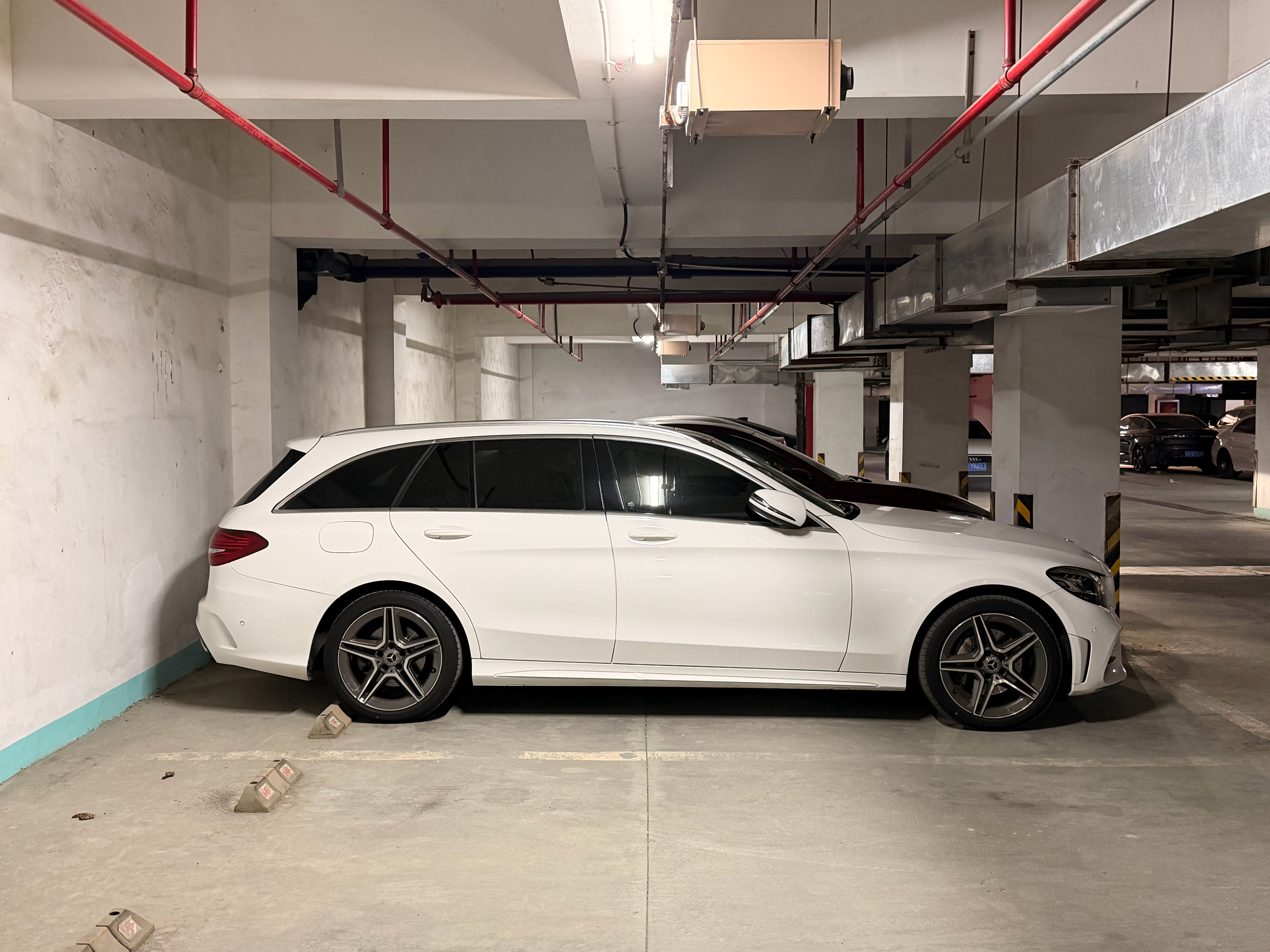 奔驰C旅的姿态真好～我觉得旅行车才是汽车的最佳形态蘑菇聊车