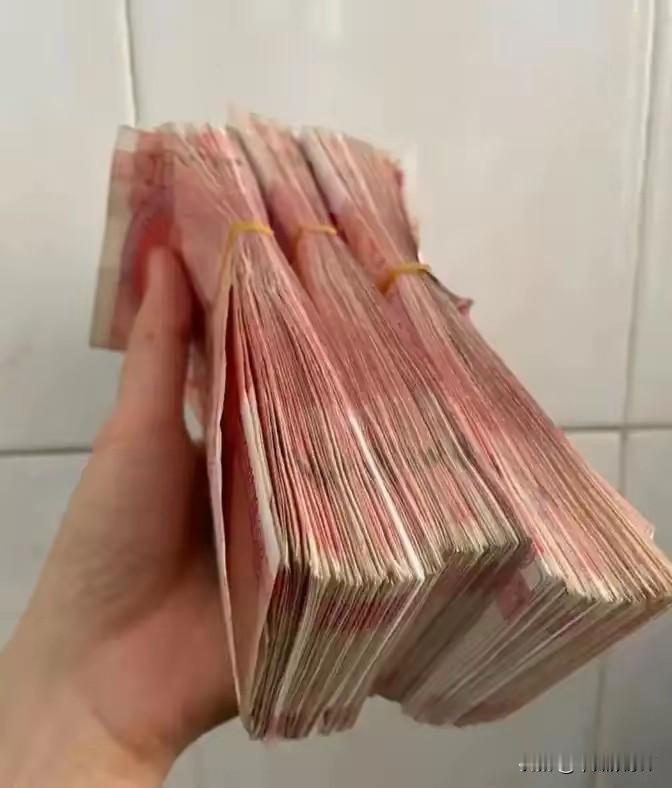 亲戚之间，别谈钱！

前些年，小舅子家条件不好，我们想着法的帮他忙。觉得都是一家