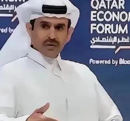 卡塔尔正式宣布暂停跟中国的合同，而且短时间内不会恢复，也就是说现在卡塔尔不给中国