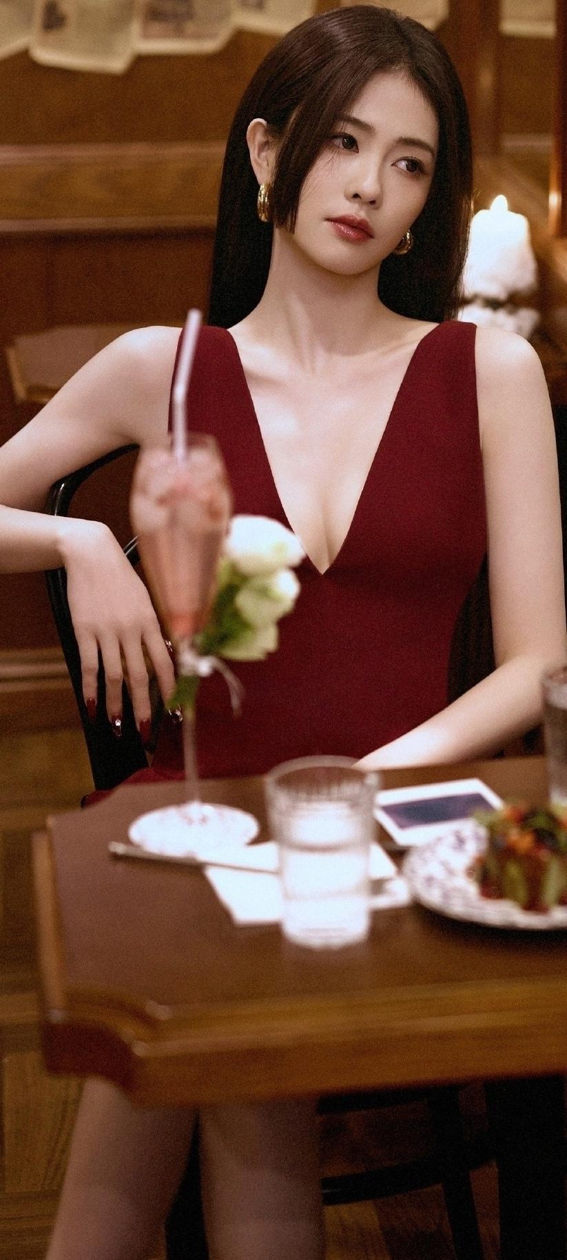 白鹿绝美造型，不要太美了吧！娱乐圈女神分享 女明星照片分享 哪位明星的写真最好看