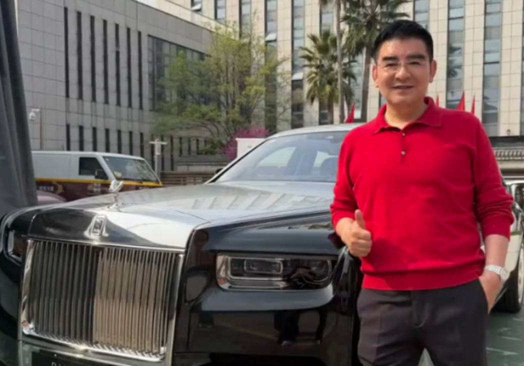 张雪捐豪车后续：陈光标先称“误会初心”后改称“我支持”