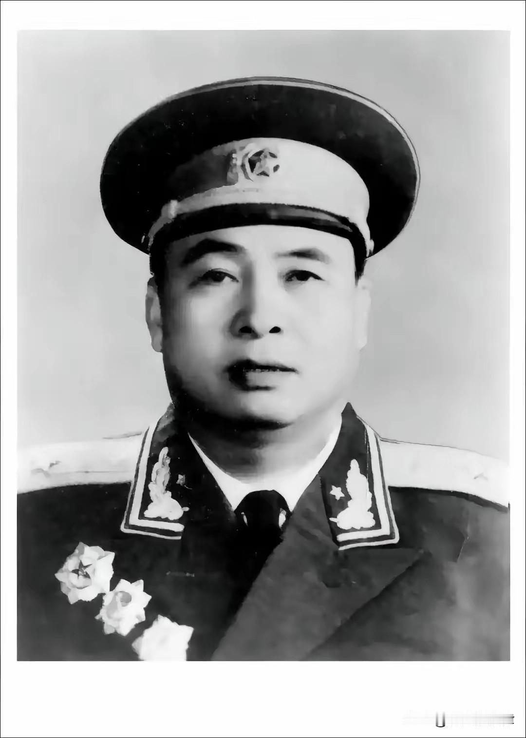 1955授衔，24军军长梁金华只授大校，战友全都不解，背后原因让人深思
 
19