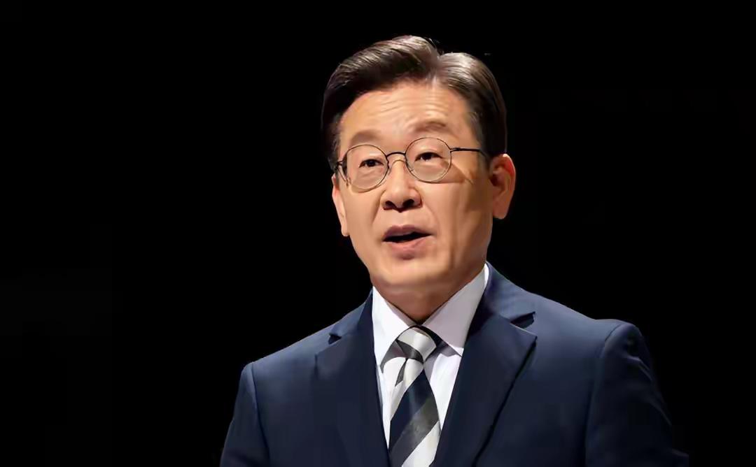 迎头痛击来了，李在明刚离京，日本收到中方制裁，时机非常成熟
关于你提到的“迎头痛