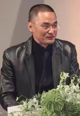 “身价8个亿”的北京协和医学博士冯唐，语出惊人：“如果想不得癌，少得癌，特别像女