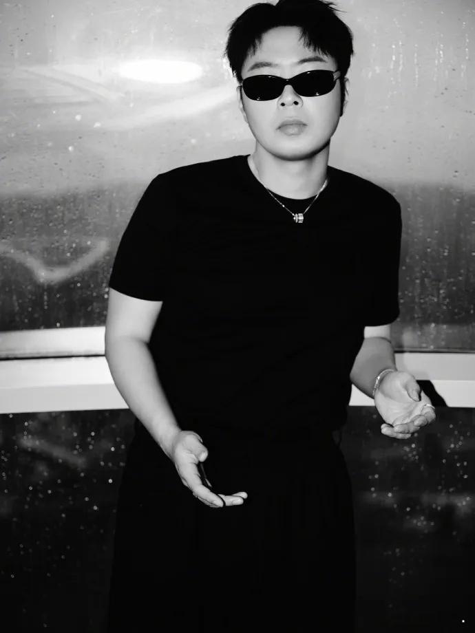 杜海涛，凌晨高调发文！6月3日凌晨00:25，当很多人都已经进入梦乡的时候，杜海