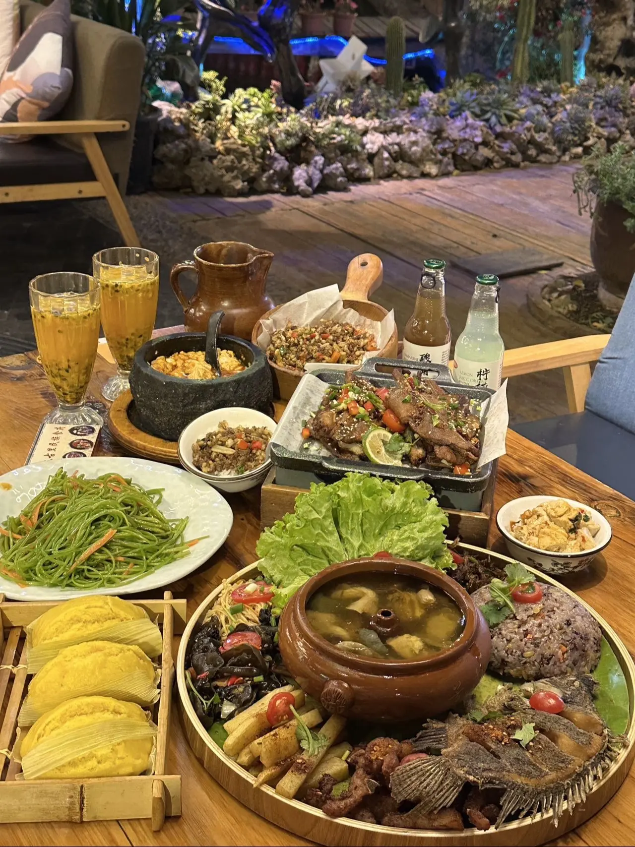吃在束河！太古里民族食府绝绝子！