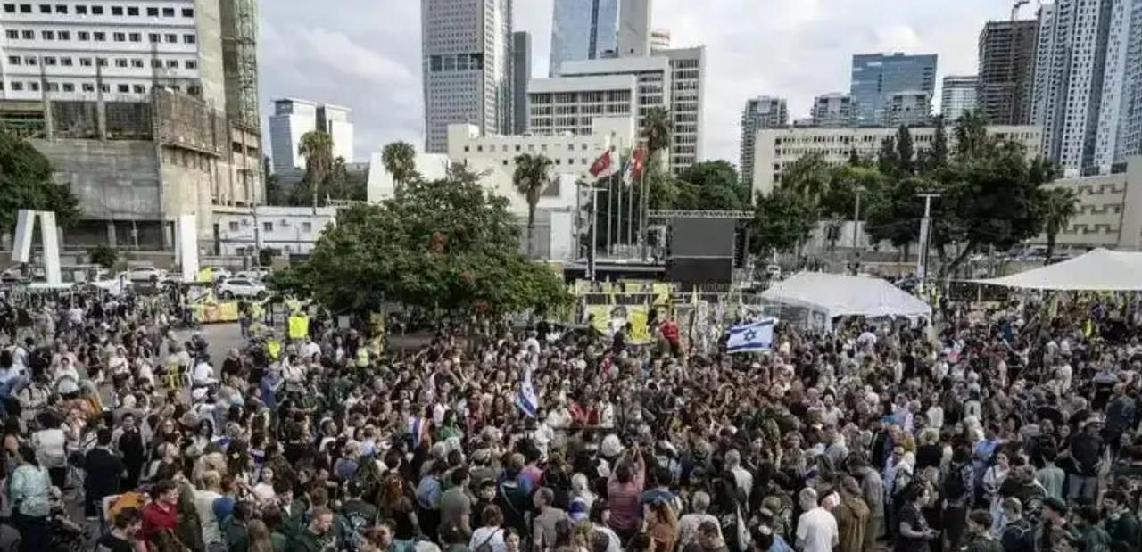 以色列最新民调：75%的以色列民众要求与伊朗死磕到底。

以色列第13频道出炉了