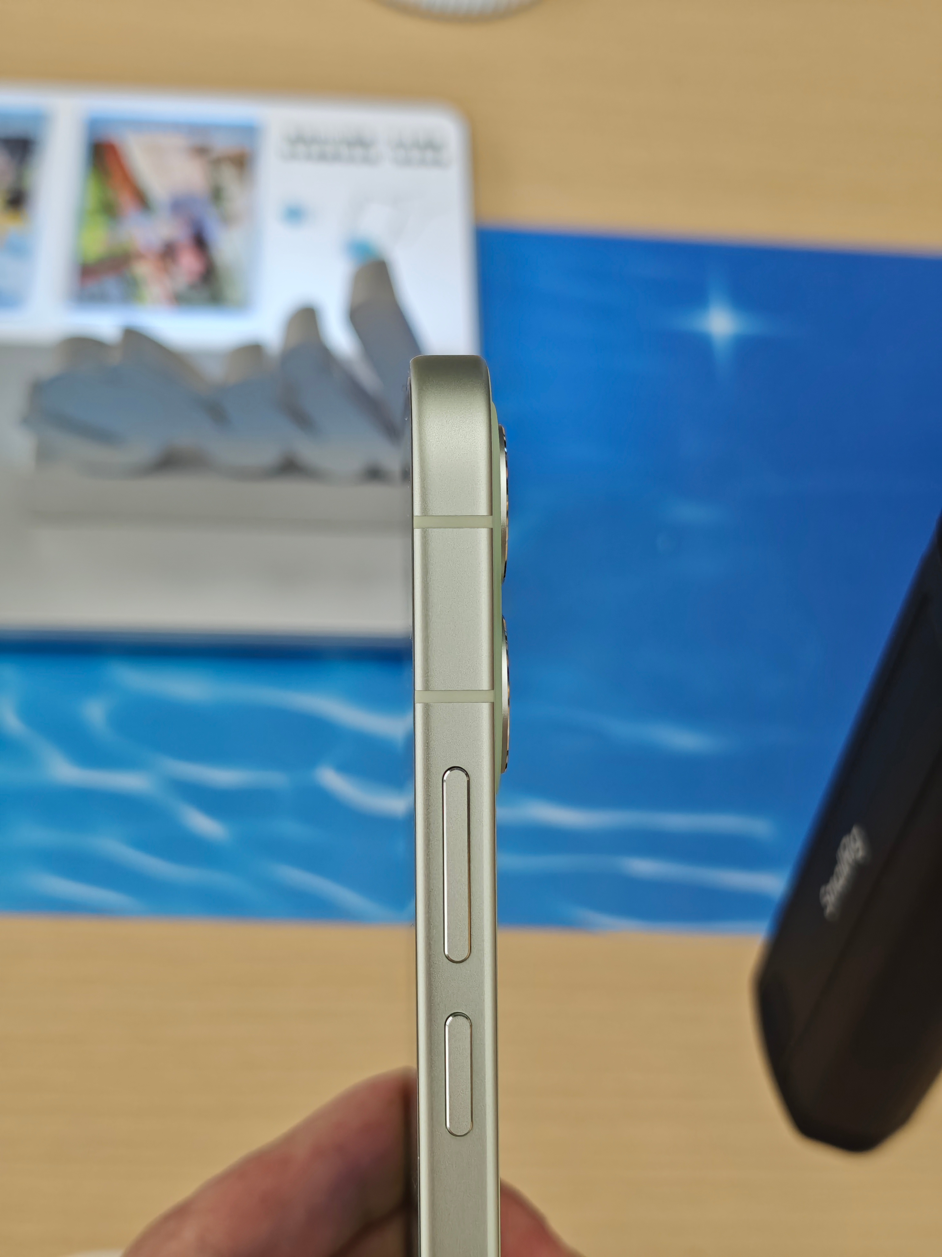 数码闲聊站 vivo线下门店体验vivo S60元气版!