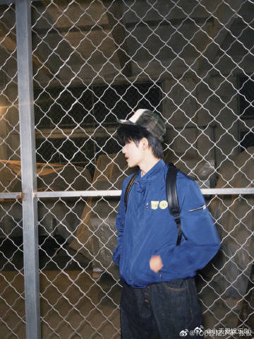 赵丽颖站姐发了张极感谢赵丽颖老师站姐的支持，张极的才华不容小觑，希望今后有更多的