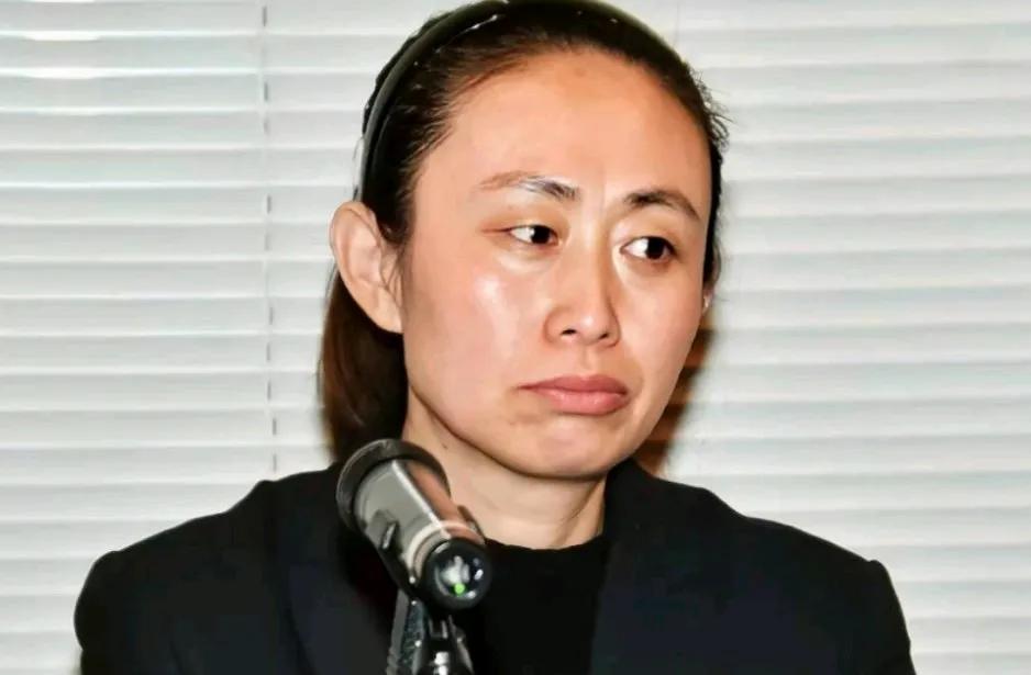 为啥质疑江歌妈妈的都是记者。是因为他们离真相更近，或者说只有他们能接触到真相。