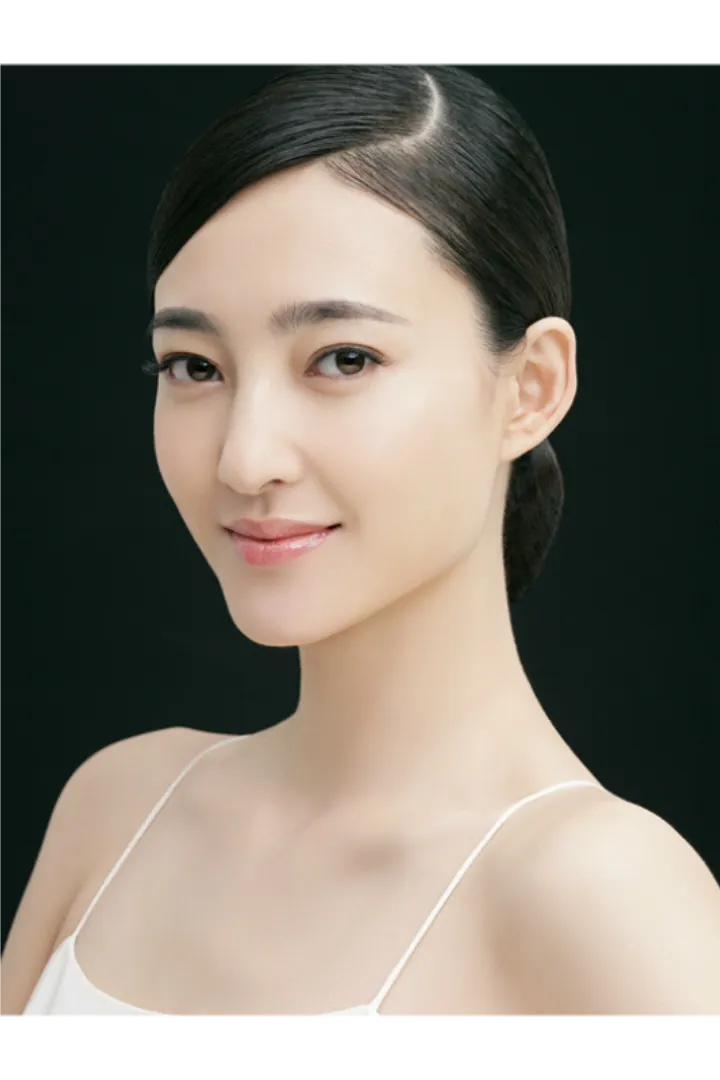 王丽坤低调行事背后：影视资源稳健，演艺之路坚定

在娱乐圈的喧嚣中，王丽坤选择了