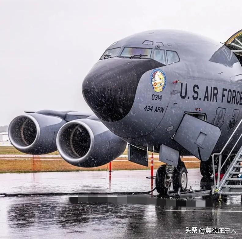 伊朗一次性摧毁五架美空中加油机！说明了什么？
3月13日，伊朗对沙特阿拉伯苏丹王