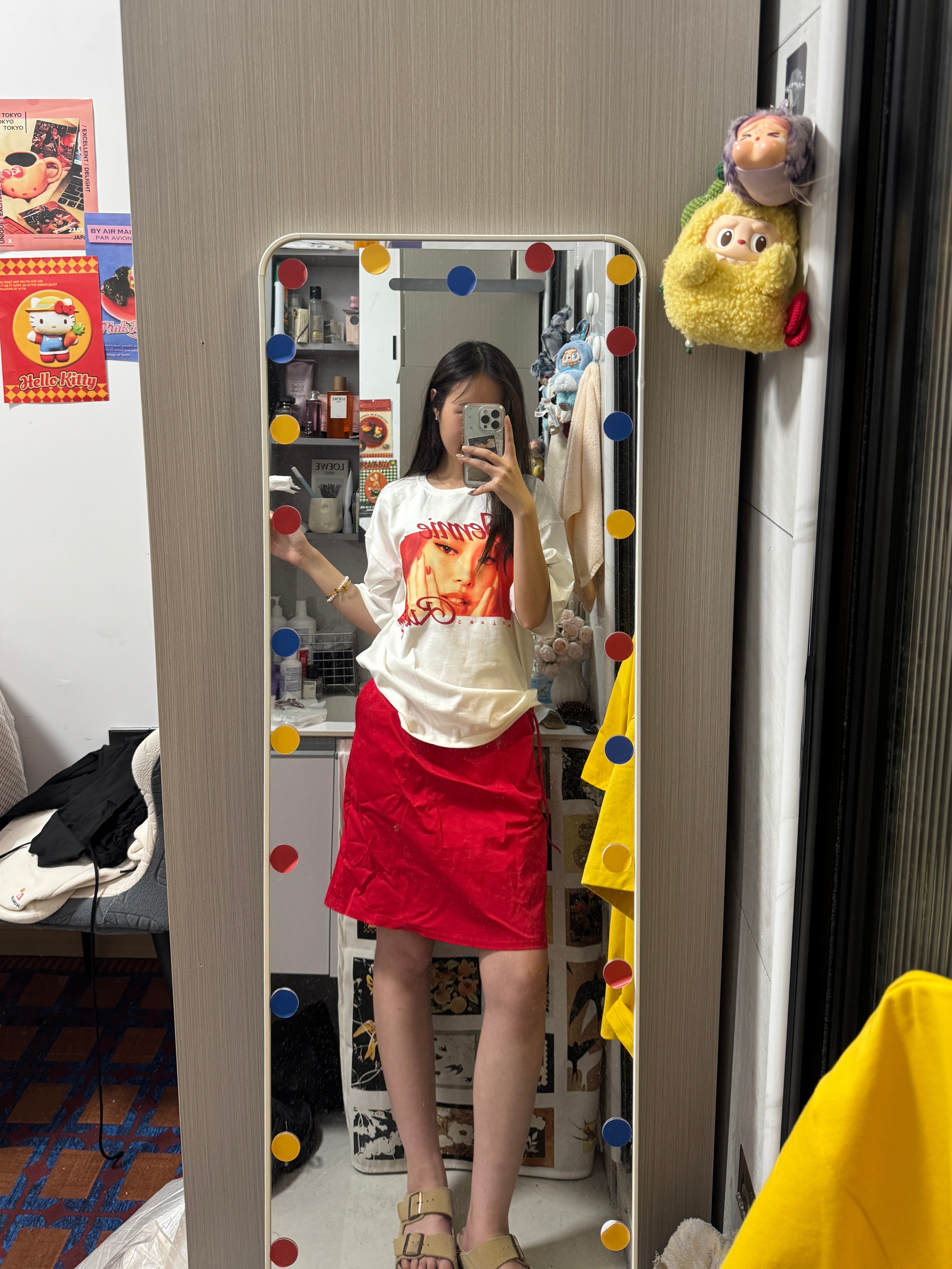 越黑越爱穿彩色 