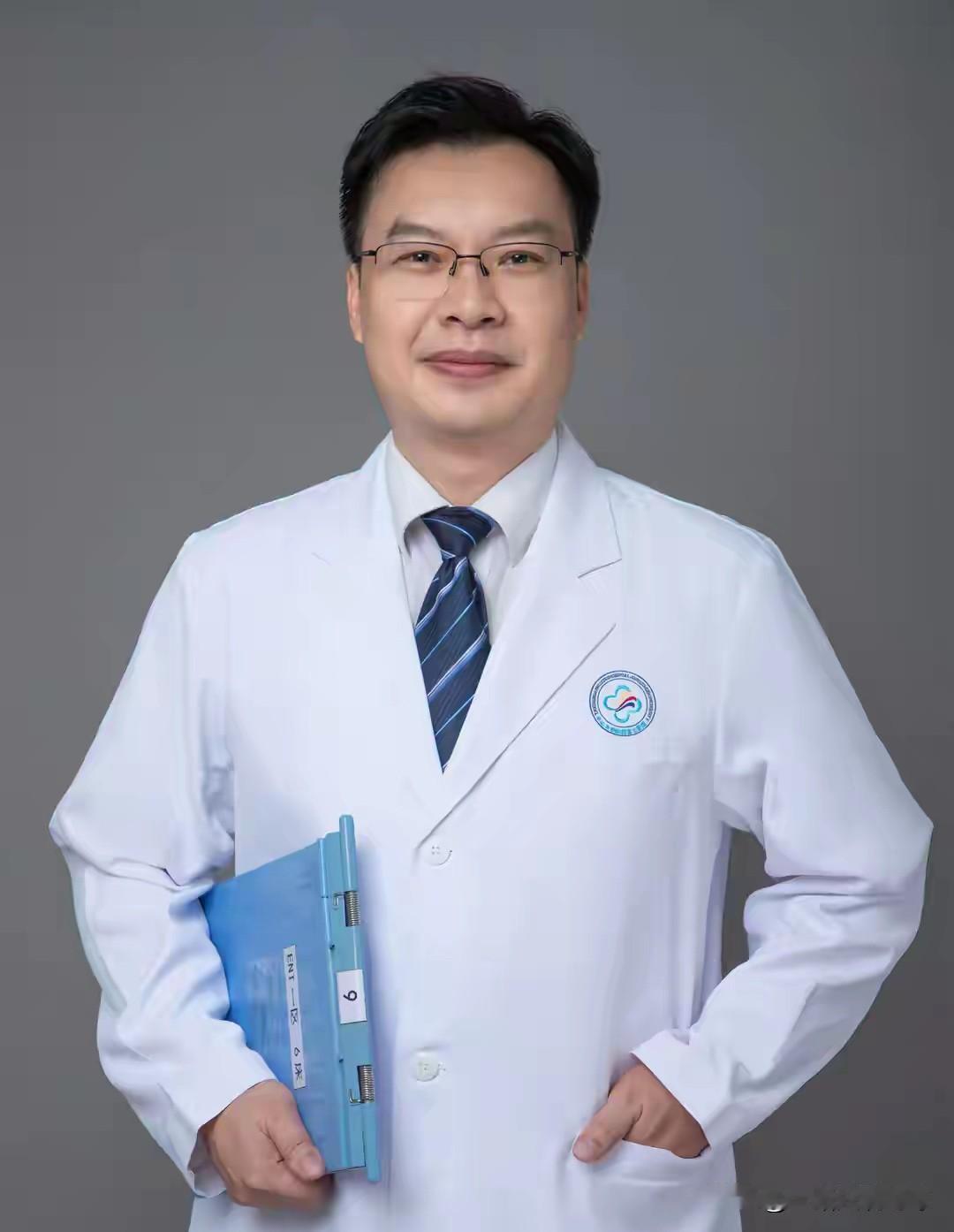 杨钦泰已任中山大学附属第三医院院长。
       杨钦泰，男，医学博士，主任医