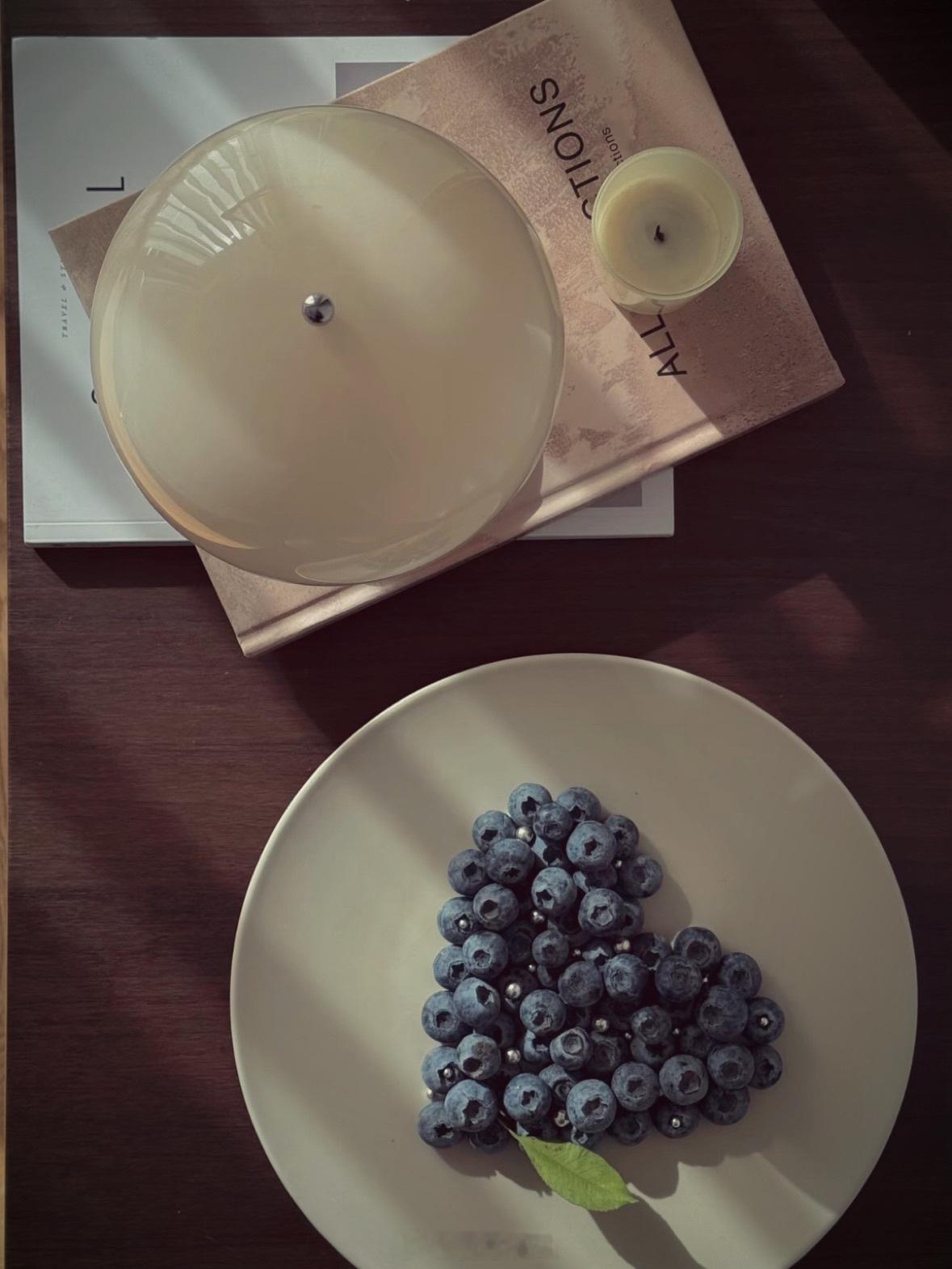 漂亮的女人如果太天真 那不是尤物 是猎物 