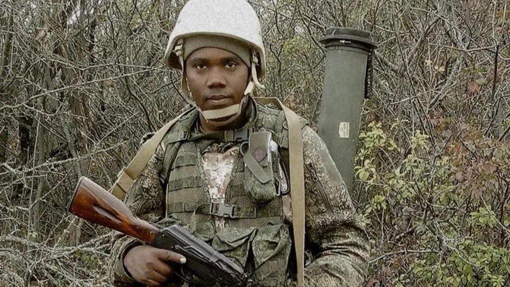 英国广播公司（BBC）援引肯尼亚国家情报局的报告称，有超过1000名肯尼亚人报名