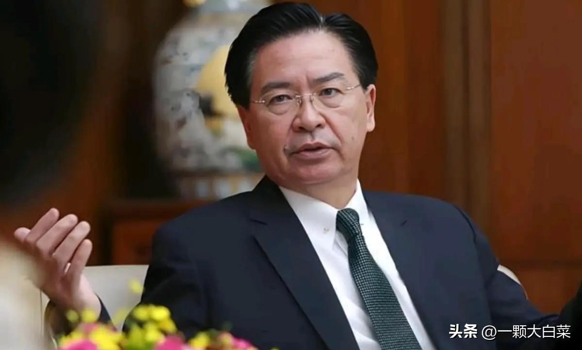 继续逼近台湾本岛仅剩32海里，顽固