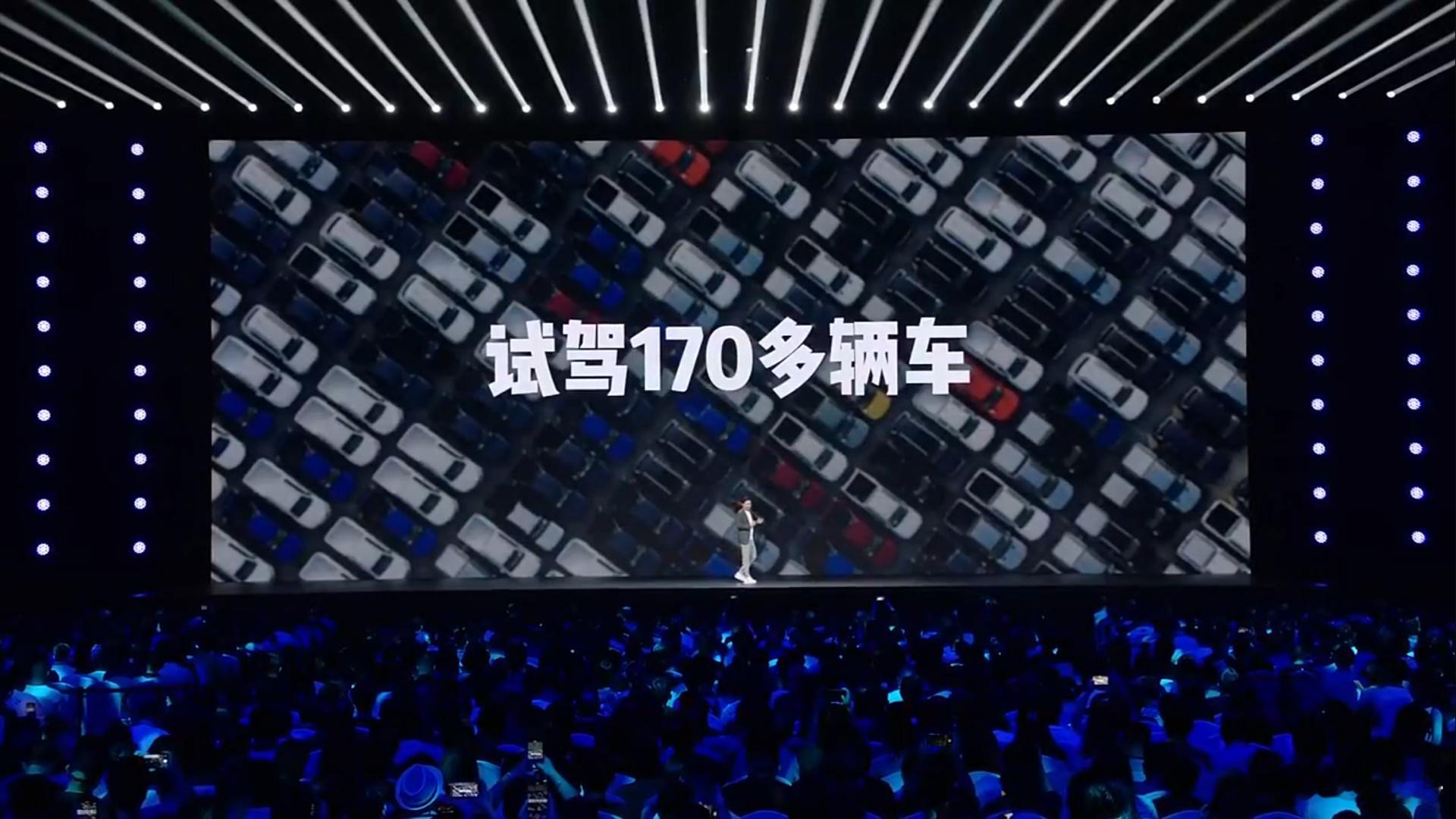 雷总造车前，试驾了170多辆车。它的司机可能失业了不说，还让秘书放纸条找小米员工