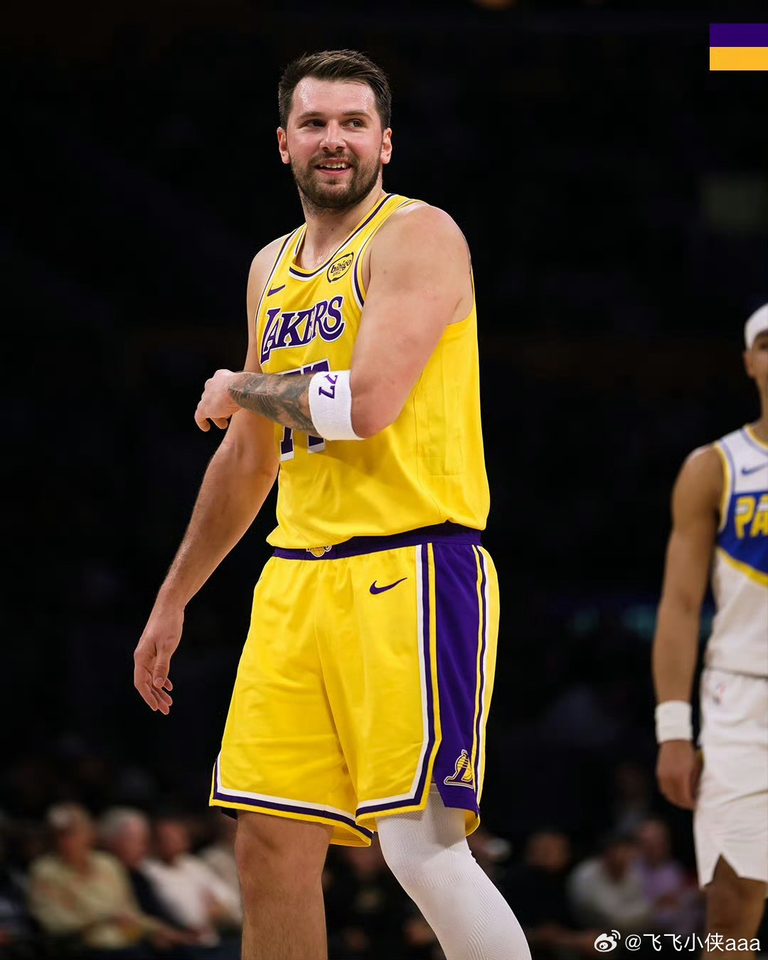 卧槽！今天的东契奇杀疯了！！！——全场只出战31分钟——25投14中，三分球14