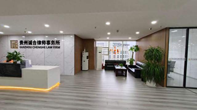 贵阳南明区肇事逃逸，事后主动投案，能认定为自首吗？法律解读