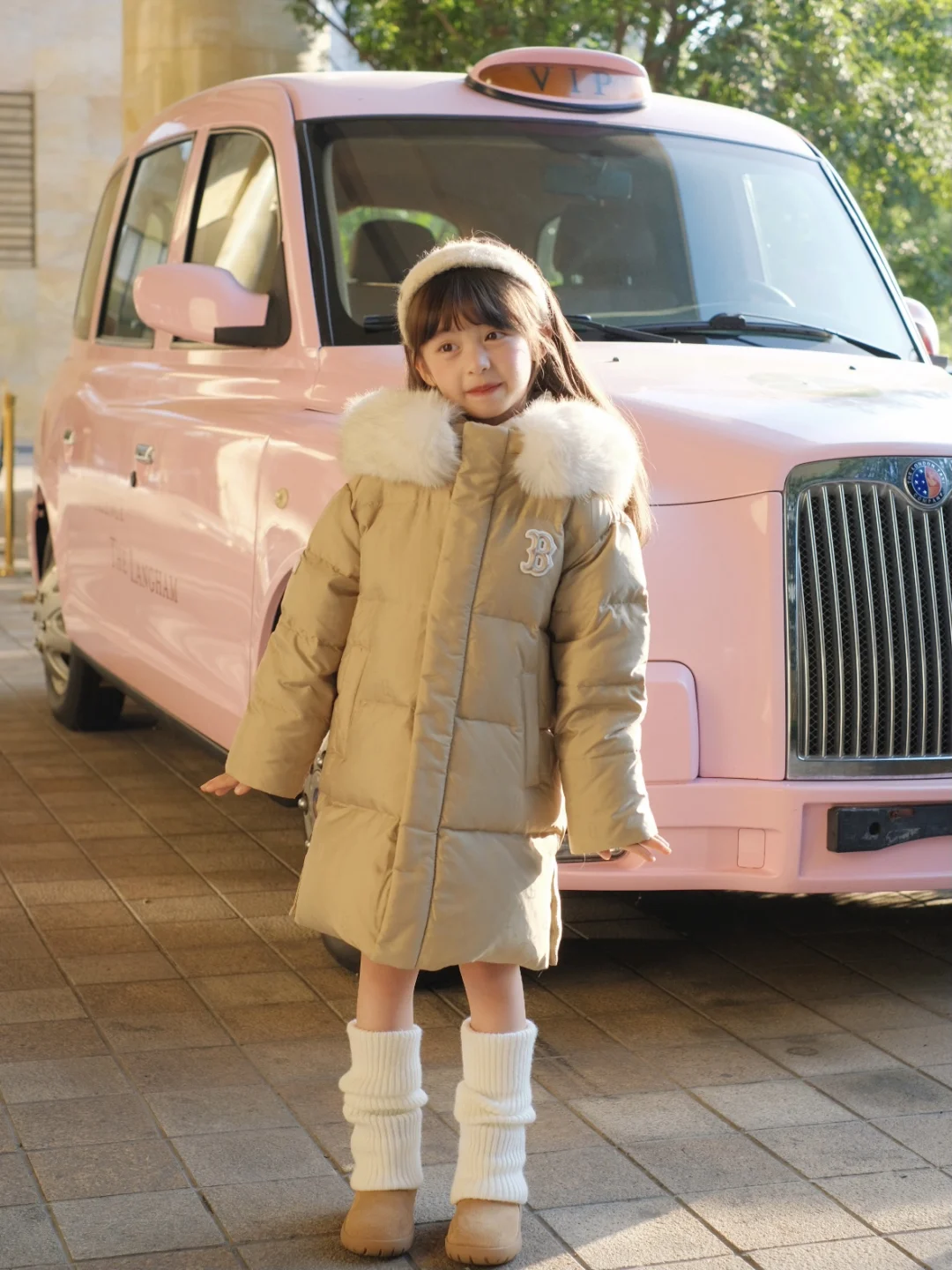 女儿笑起来就像冬日里的太妃糖