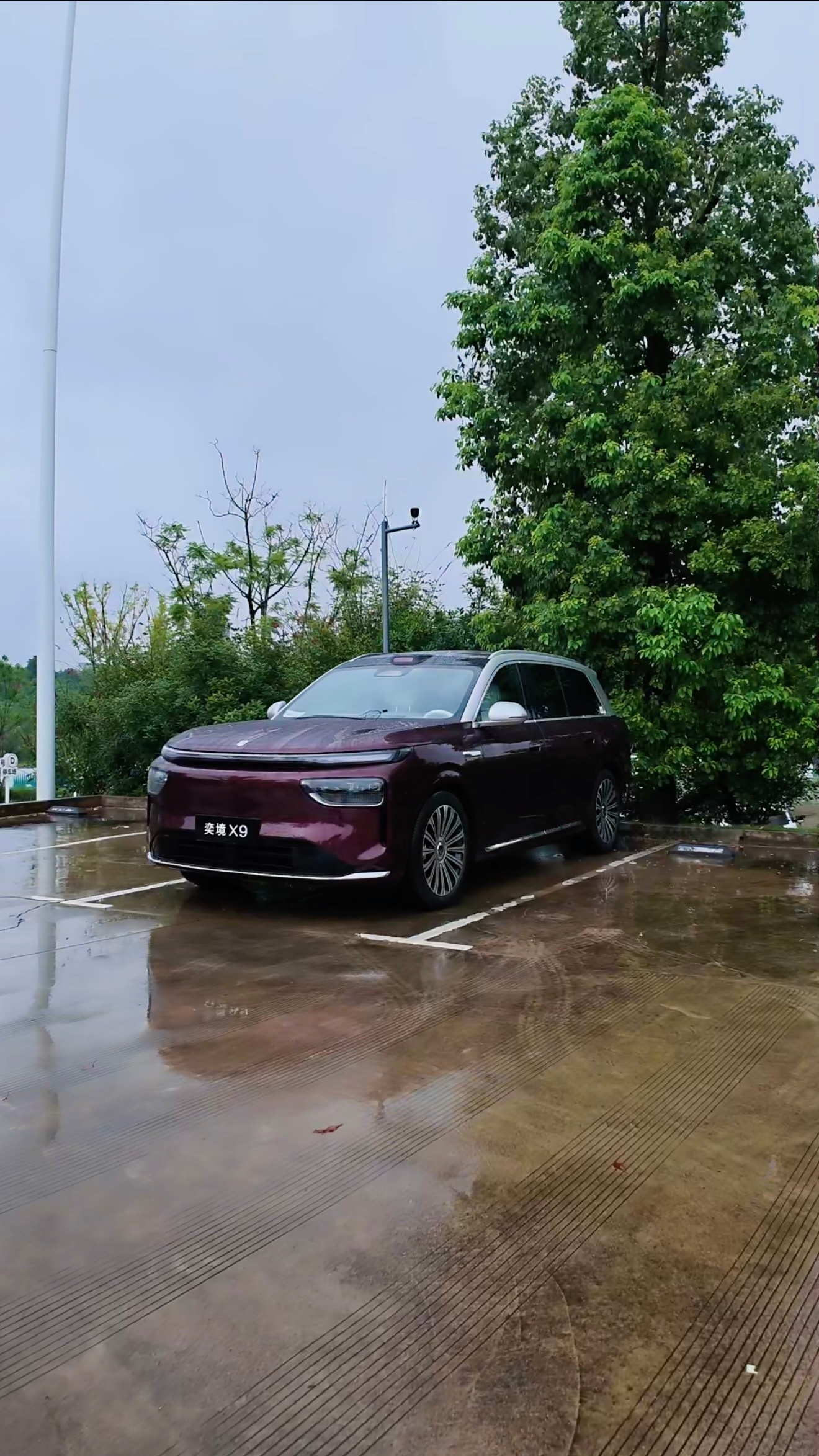 奕境X9，29.98万起，鸿蒙座舱+乾崑全套智驾，综合续航超1500km，大车还