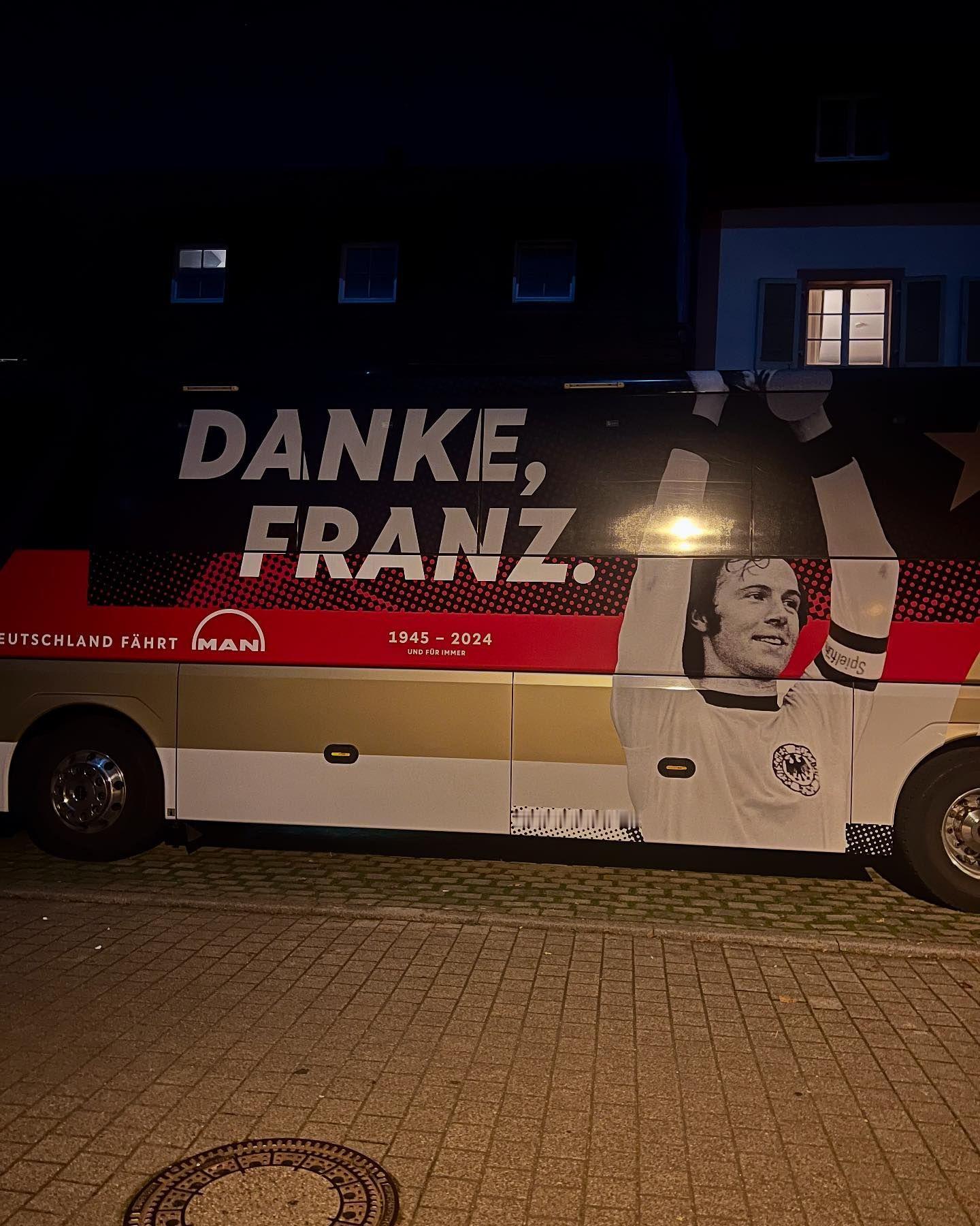 DieMannschaft[超话]  德国队[超话] 忽然就觉的给德国队开大巴车