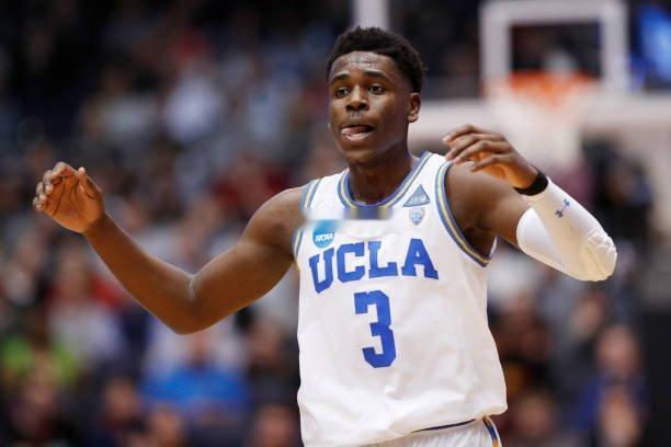 大家现在可能都觉得阿隆-霍勒迪就是个底薪水平的球员，除了能投几个篮之外没有任何其