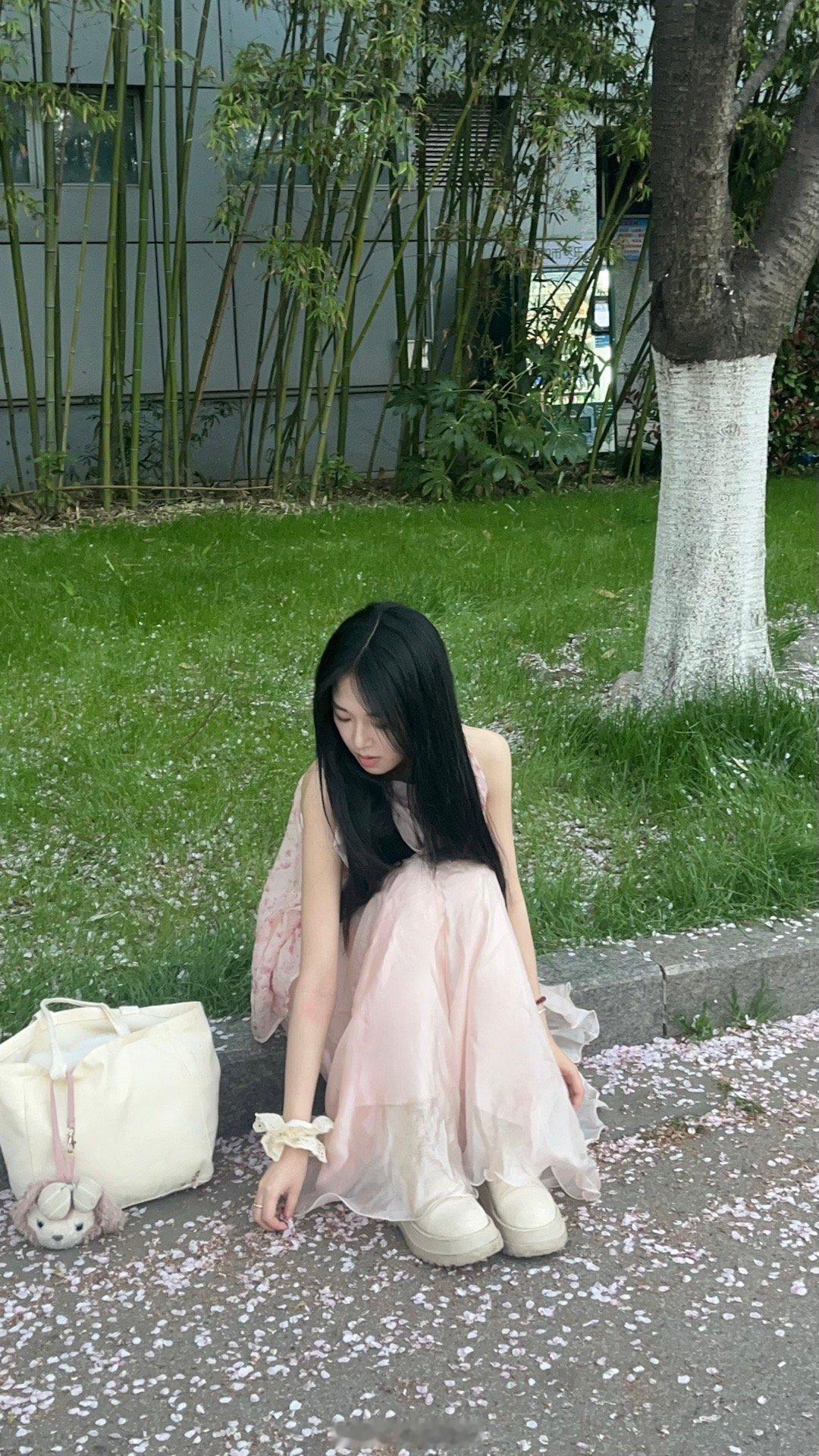 逛逛[哇]  ​​​