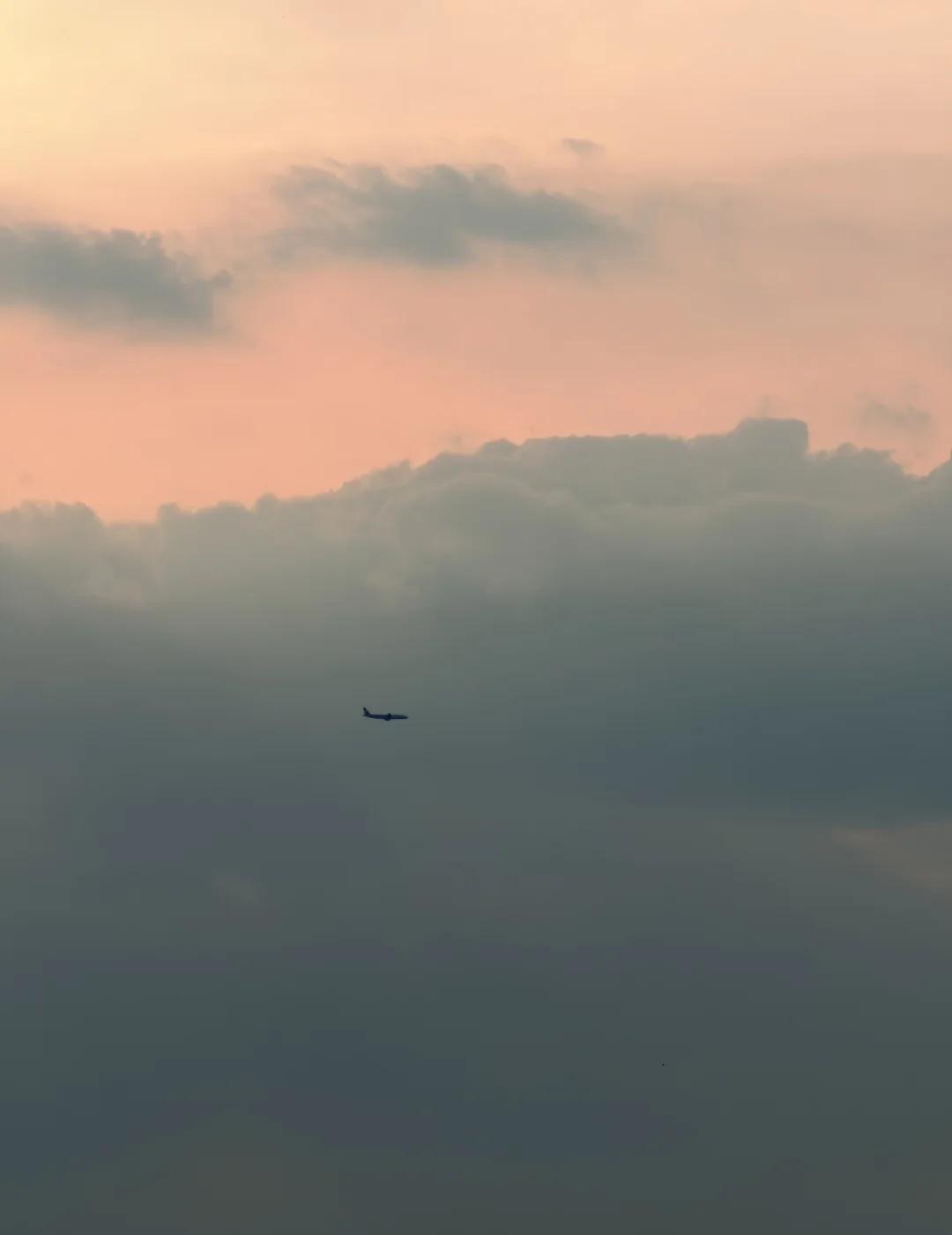 济南暴风雨来临前的宁静济南