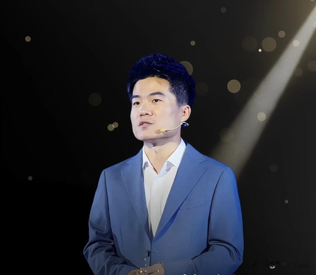 董宇辉替年轻人
说了句扎心的大实话：
你们最大的幻觉，是觉得父母理当理解你。
