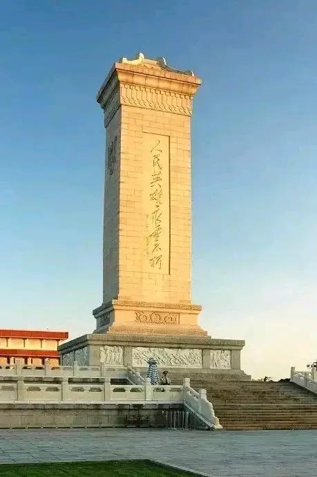大家知道吗？
1、宋振中（小萝卜头）烈士9岁时牺牲，

2、刘胡兰烈士15岁时牺