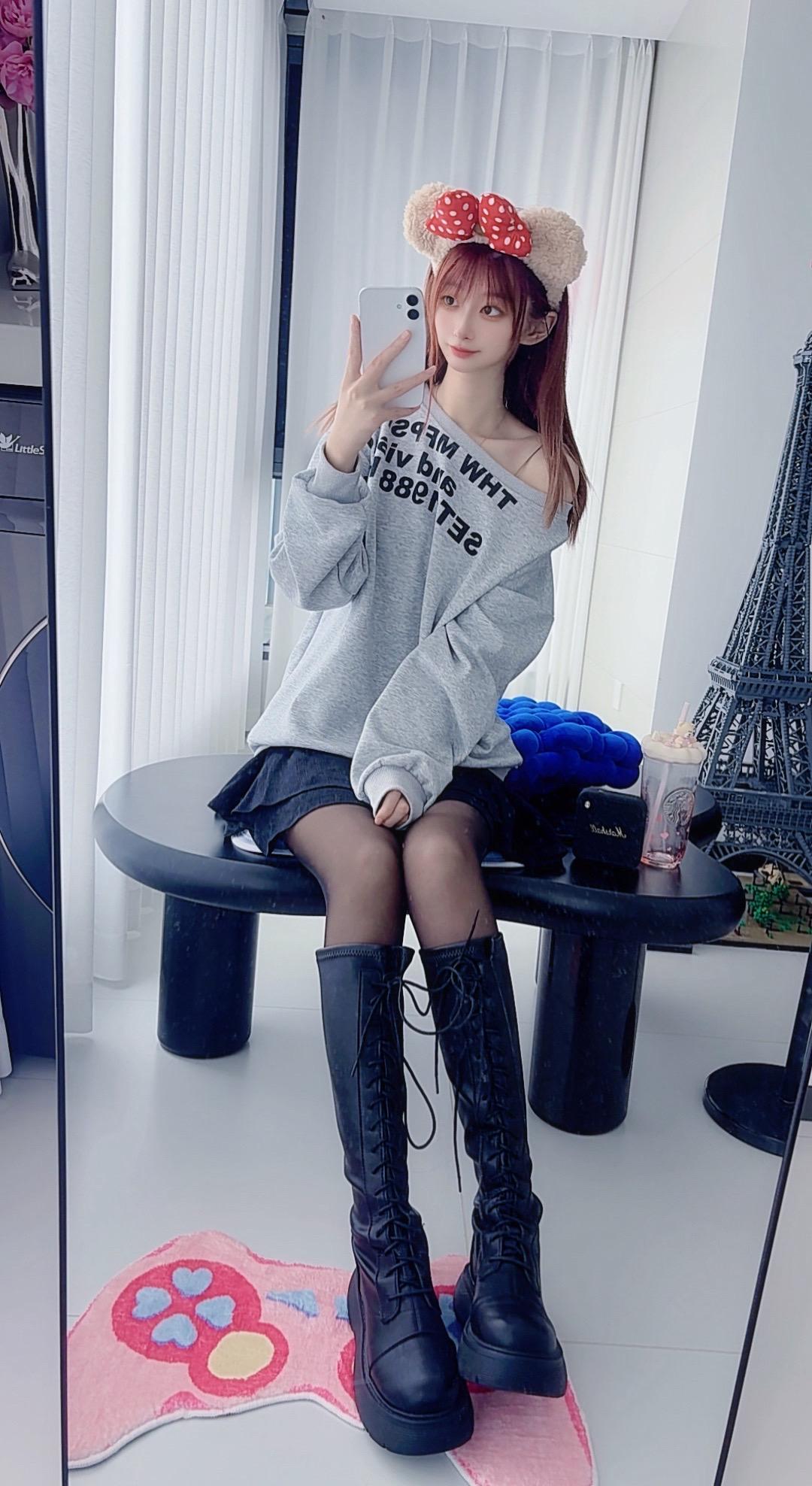 喜欢爱我爱的明显的人。