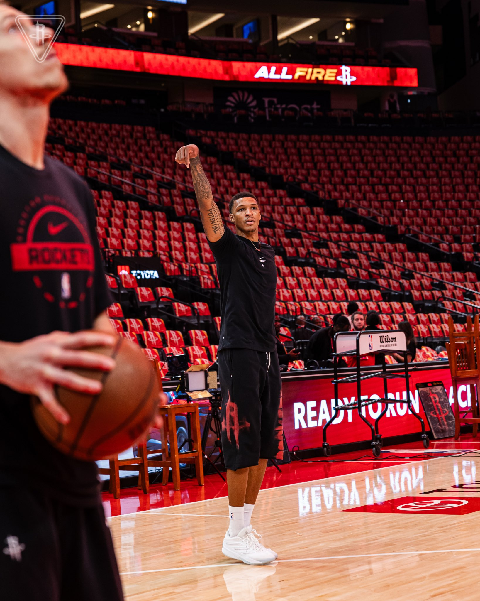 火箭升空为火箭加油助威nba新赛季2026休斯顿火箭[超话] 一触即发🔥 ​​