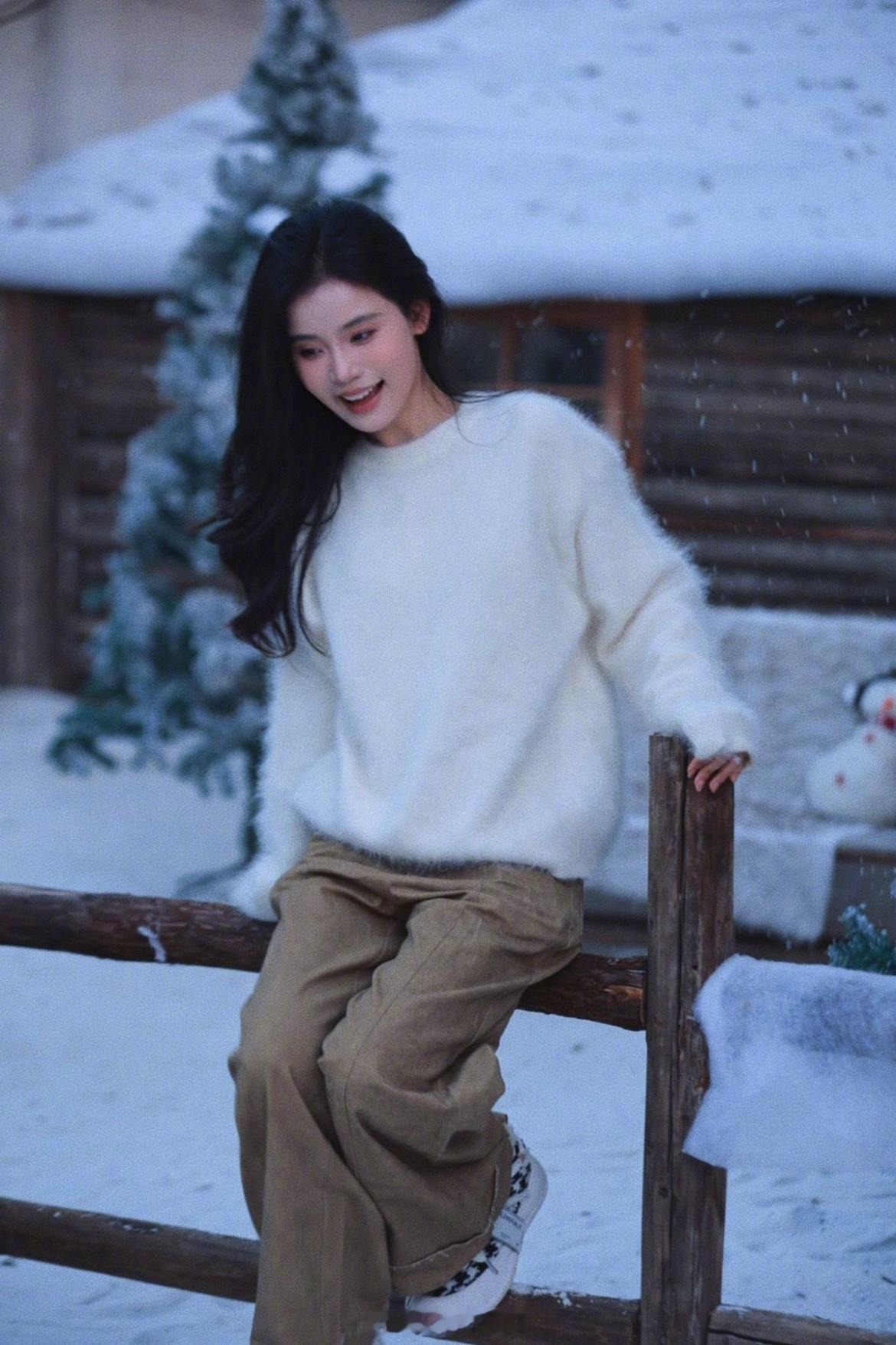 ❄️浪漫的不是雪 而是有你在身边 